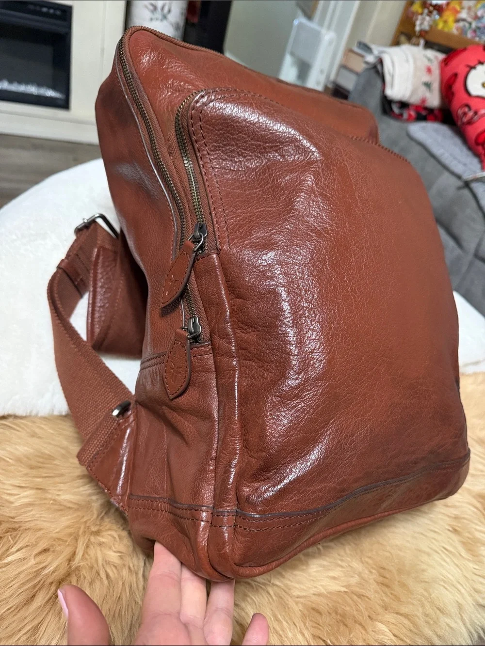 Frye Unisex Laptop Backpack in Brown Leather EUC